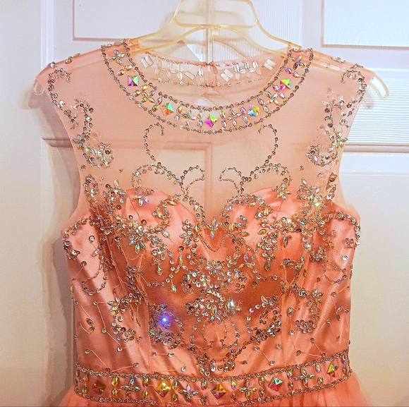 Peach Rhinestone Beaded Ruffled Cocktail Dress/ Prom/Formal Size 10 by May Queen - Picture 6 of 6